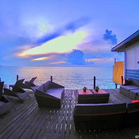 Santiri Island Resort Semporna Exterior photo